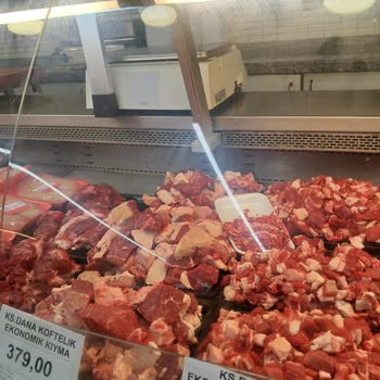 Uygun Fiyatlı Etlerin Kalitesiz Sunumu