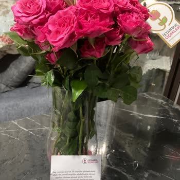 Sevgililer Günü Siparişi: Geç Teslimat Ve Kalitesiz Ürün