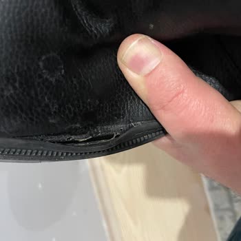 Mağaza İlgi Eksikliği Ve Ürün Kalitesi Sorunu