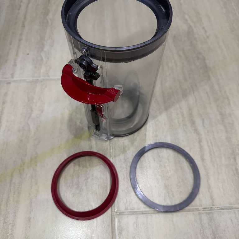 Dyson V11 Toz Haznesi Sorunu Ve Yedek Parça Eksikliği