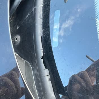 BMW 116D'nin Kalitesiz Plastik Sorunu