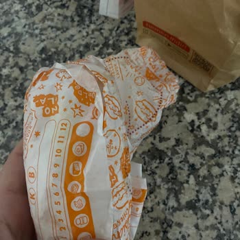 Popeyes Siparişlerinde Sürekli Yanlış Ürün Teslimatı Sorunu