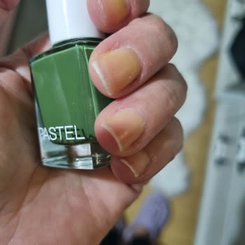 Pastel Oje Renk Değişimi Ve Kalıcılık Sorunu