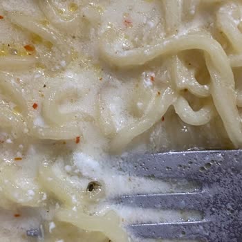 İndomie Noodle İçinden Çıkan Böcek Şoku