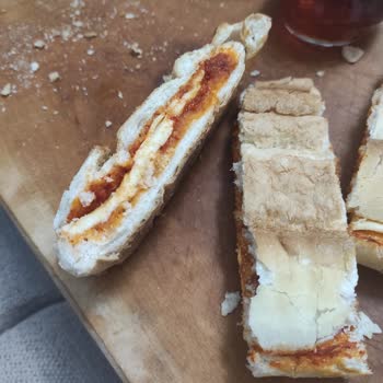 BİM Erimeyen Ve Yapay Tatlı Kaşar Peyniri Sorunu!