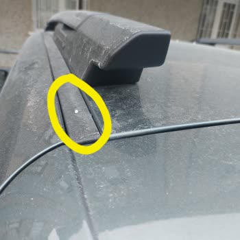 Otoparkta Aracıma Bilerek Tuz Atılıyor