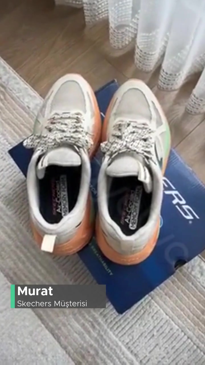 Skechers Kendi Hatalarını Müşteriye Atmaya Çalışan Bir Ayakkabı Markası! videonun kapak resmi
