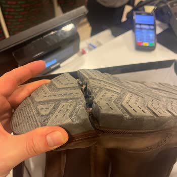 Boyner'den Aldığım Bot Kısa Sürede Parçalandı