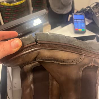 Boyner'den Aldığım Bot Kısa Sürede Parçalandı