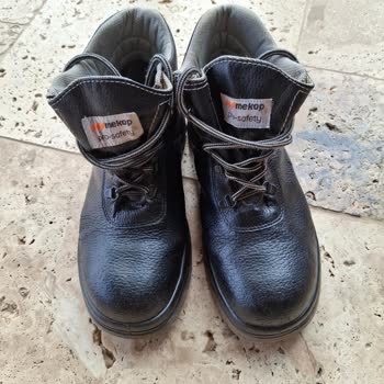 Mekap İş Botumun Tabanı Yarıldı