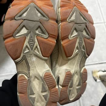 Skechers Ayakkabıda Taban Açılması Ve İlgisiz Müşteri Hizmeti