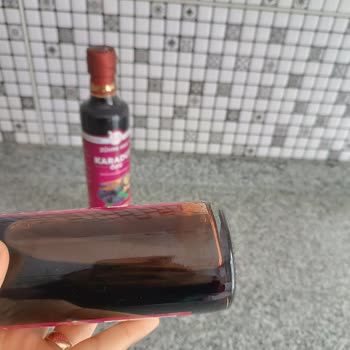 Bozuk Ve Tortulu Karadut Özü Hayal Kırıklığı