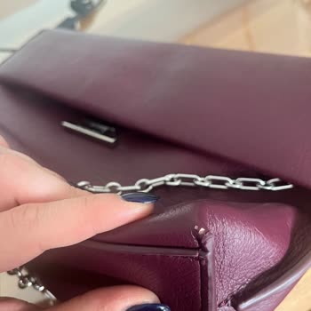 Boyner Calvin Klein Çantada Beklenmedik Deformasyon