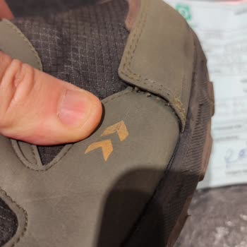 Garanti Kapsamındaki Ayakkabıda Yırtılma Sorunu