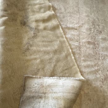 Halı Yıkamada Renk Solması Ve Kötü Hizmet