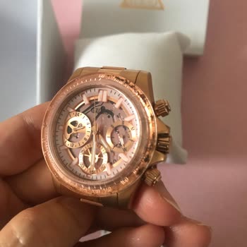 Guess Saatin Paslanmasıyla Hayal Kırıklığı