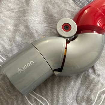 Dyson V10 Cihazıyla Sürekli Sorunlar Yaşıyorum