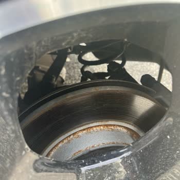 Opel Mokka'nın Paslı Disk Ve Kaliper Sorunu