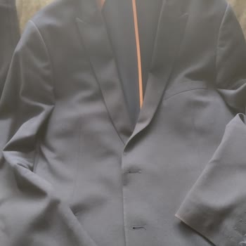 İGS Mağazasında Ürün Sorunu Ve İlgisizlik