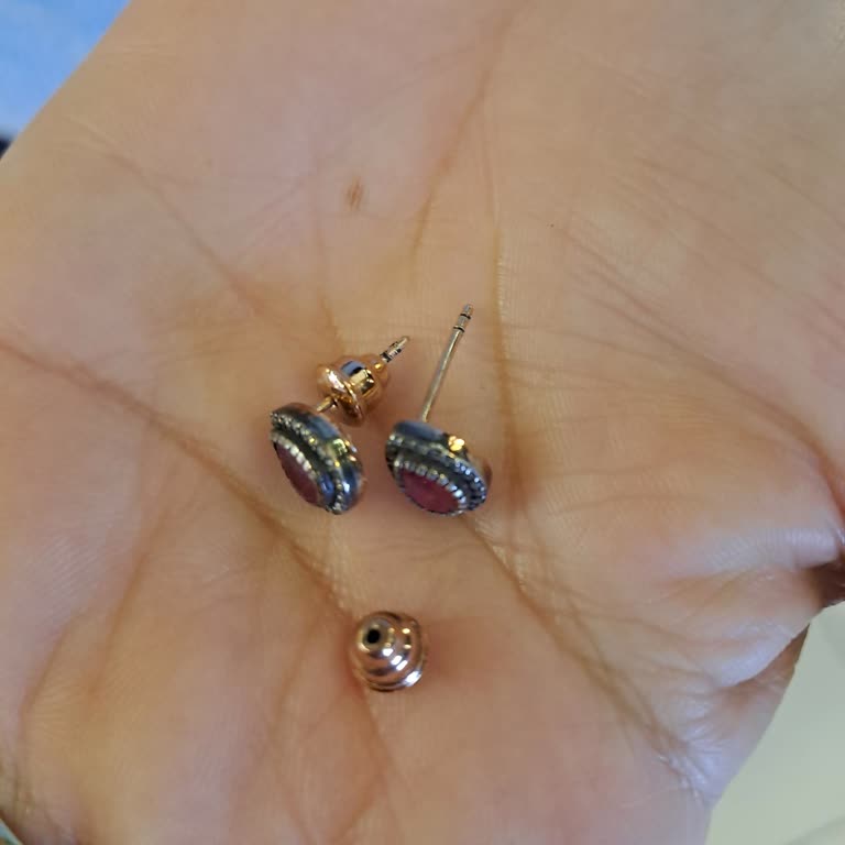 Müşteri Hizmetlerinde Yetersizlik Ve Çözüm Sunmama