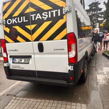 Kaldırım İşgali Ve Müşteri Duyarsızlığı