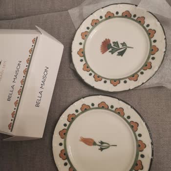 Eksik Hediye Seti Ve Mağazada Yetersiz Hizmet Deneyimi