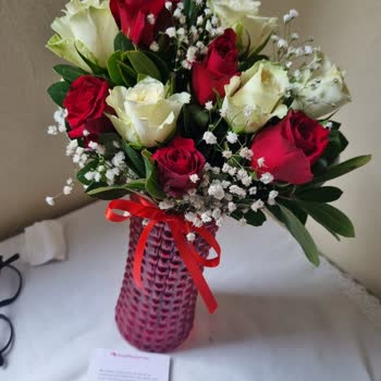 Yanlış Çiçek Ve Vazo Teslimatı Sorunu