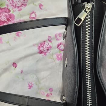 Ağrı Kadınca Tesettür Para Verip Üstüne Mağdur Olduk!