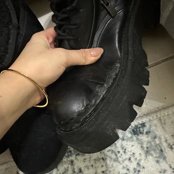 Vegan Marka Ayakkabılarımın Kısa Sürede Deformasyonu