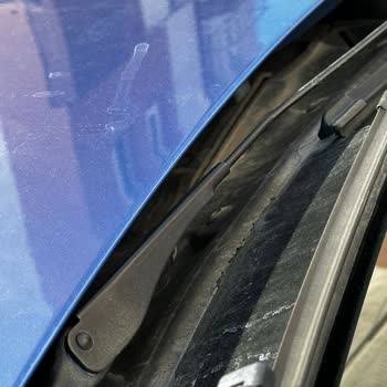 BMW Ön Cam Fitilindeki Kronik Sorun Ve Marka İtibarı