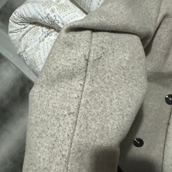 DeFacto'dan Aldığım Kaban Hızla Tüyleniyor: Değişim Veya İade Talebi