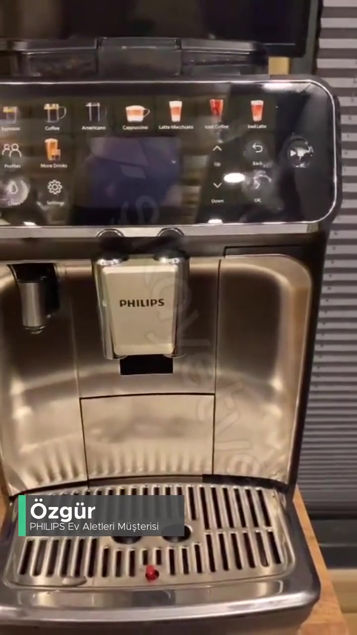 Philips Ev Aletleri Kahve Makinesi Mağdurları videonun kapak resmi