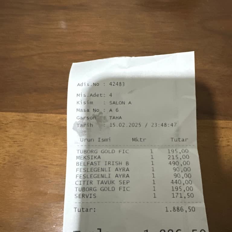 Maidan Ankara'da Yavaş Ve İlgisiz Servis Deneyimi