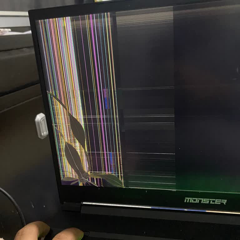 Monster Abra A7 Ekran Sorunu: Acil Yardım İstiyorum