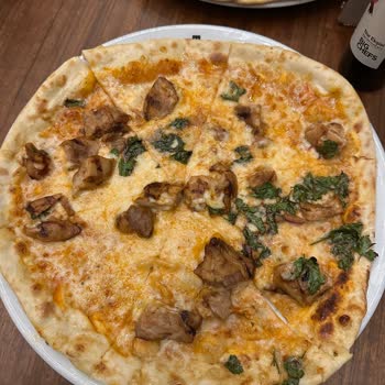 BigChefs'te Pahalı Ve Lezzetsiz Pizza Deneyimi