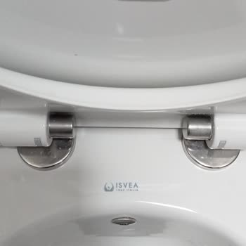 İsvea Tuvaletlerde Temizlik Sorunu