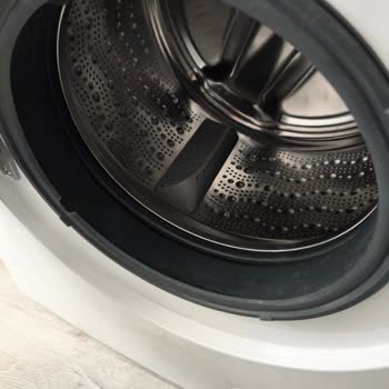 Bosch Çamaşır Makinesi Körük Lastiği Sorunu: Kullanıcı Hatası Mı, İmalat Hatası Mı?