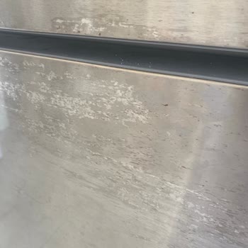 Bosch Buzdolabı Kapaklarında Beklenmedik Soyulma