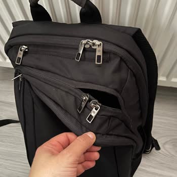 Yırtık Çanta Ve Çözüm Sunmayan Müşteri Hizmetleri