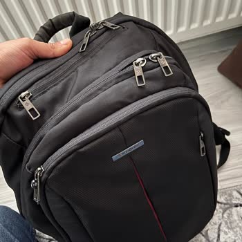 Yırtık Çanta Ve Çözüm Sunmayan Müşteri Hizmetleri