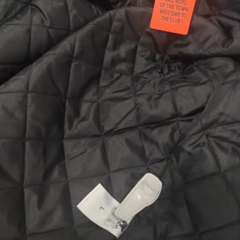 Hatalı Ve Kirli Mont Teslimatı: Mağduriyetimin Giderilmesini İstiyorum