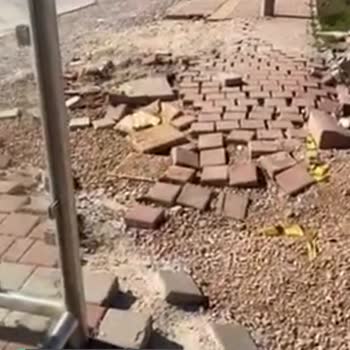 Antalya Büyükşehir Belediyesi Yol Ve Kaldırım Sorunu!