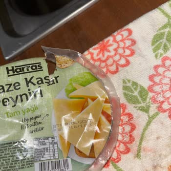 Küflü Kaşar Peyniri Ve Yanıtsız Şikayet
