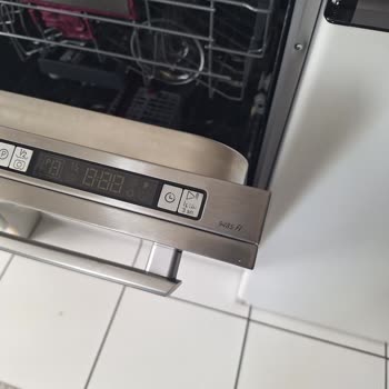 Arçelik Bulaşık Makinesi Üst Sepet Paslanma Sorunu