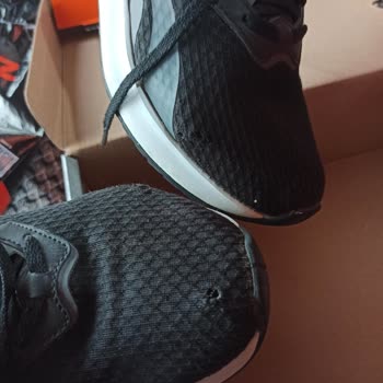 Reebok Ayakkabıda Erken Yıpranma Ve Boyner'in İlgisizliği