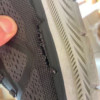 Skechers Ayakkabının Beklenmedik Kalite Sorunları Ve Yetersiz Garanti Hizmeti