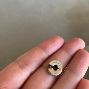 Pandora Bileklik Ve Charm Tutucu Renk Değişimi Sorunu