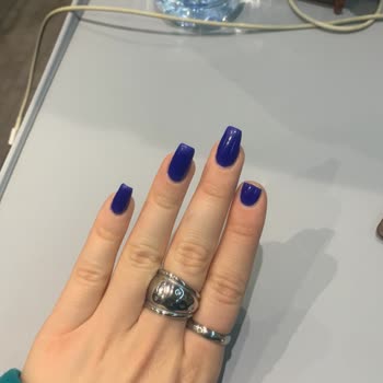 Jel Uygulamasında Yetersiz Hizmet Ve Kırılan Tırnaklar