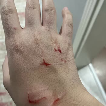 Market Müdüründen Eşime Şok Saldırı Ve Darp