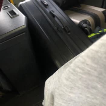 Pis Ve Sıkışık Yarım Otobüs Yolculuğu Kabusu